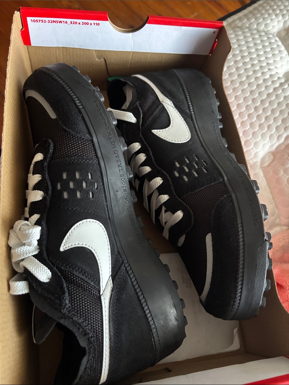 Nike city size 8 brand new
